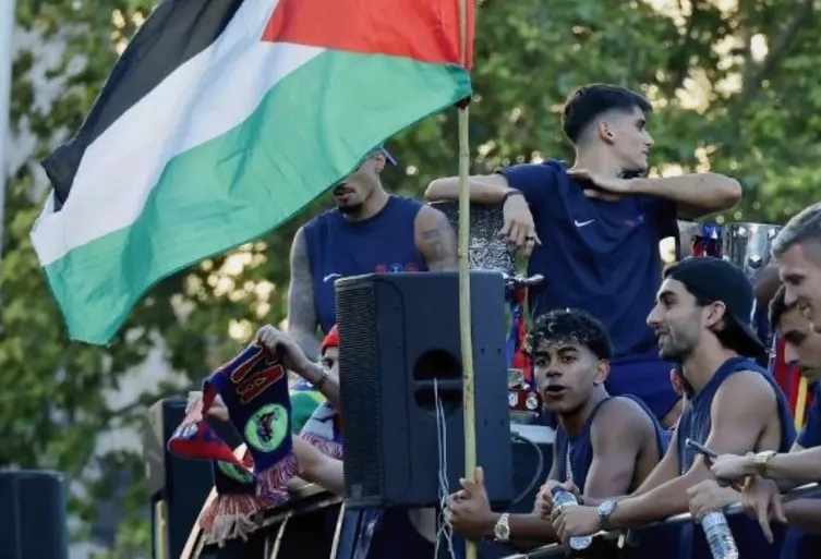 https://ahqafmedia.com/public/uploads/images/newsimages/maannewsimage11052026_223250_555555-1778533570_1.webp