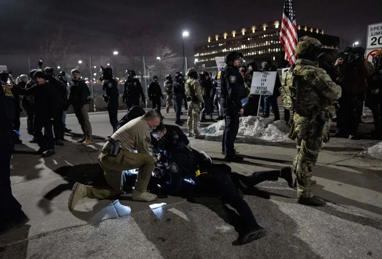https://ahqafmedia.com/public/uploads/images/newsimages/maannewsimage25082026_224750_POLICE-ICE-2-1769947448_1.webp
